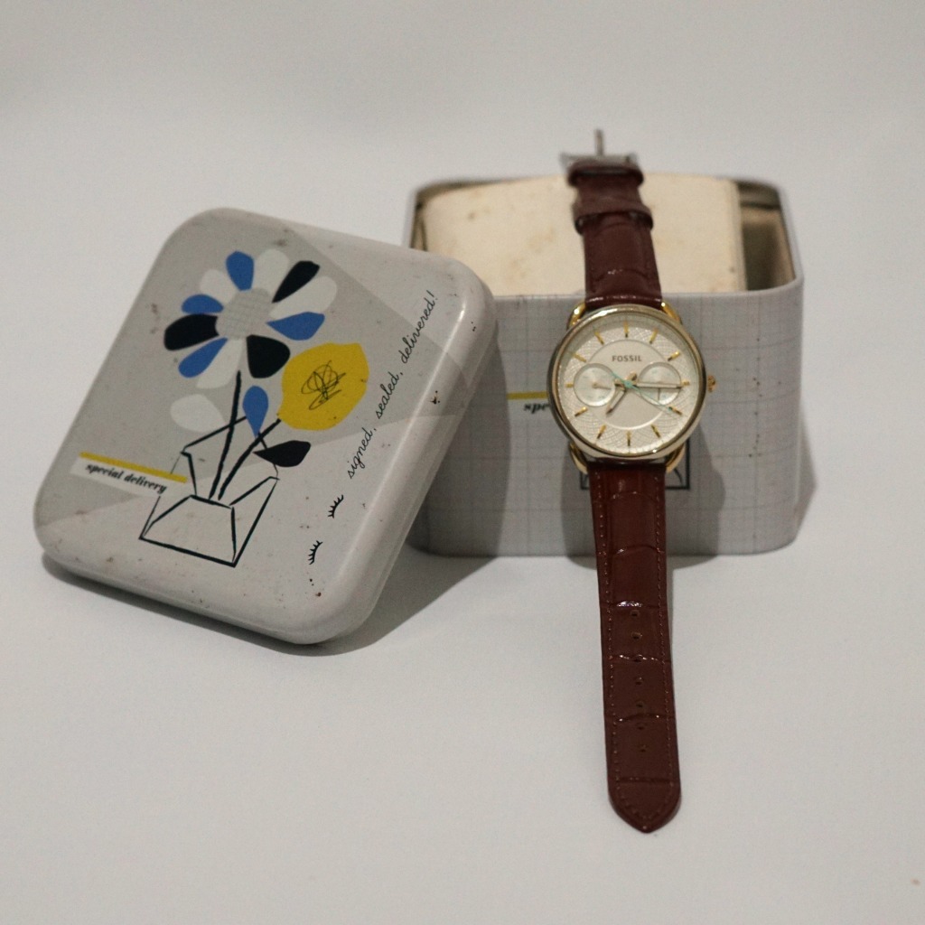 Preloved Jam Tangan Wanita Fossil ES4006 Original