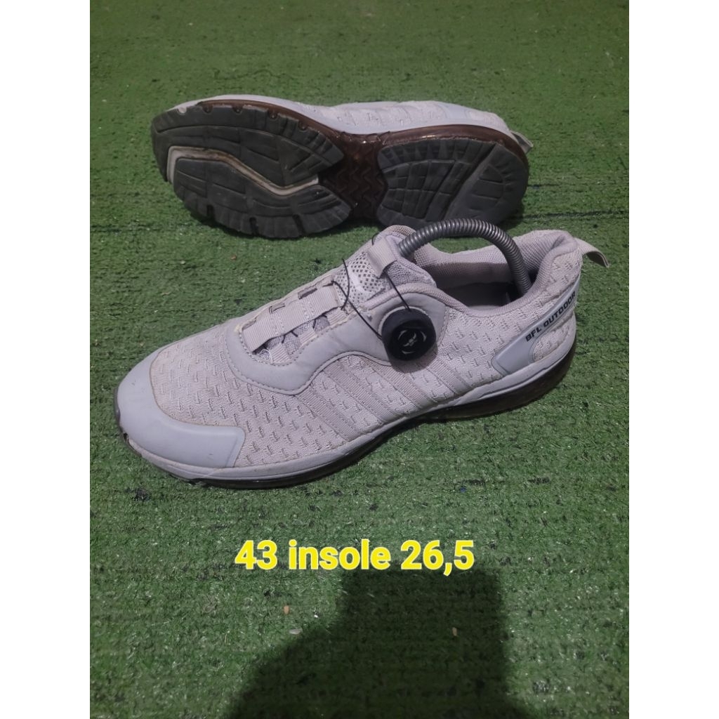 sepatu outdoor s43 bfl