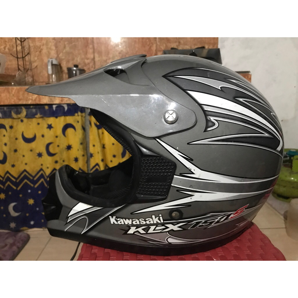 Helm Cross original KLX bekas