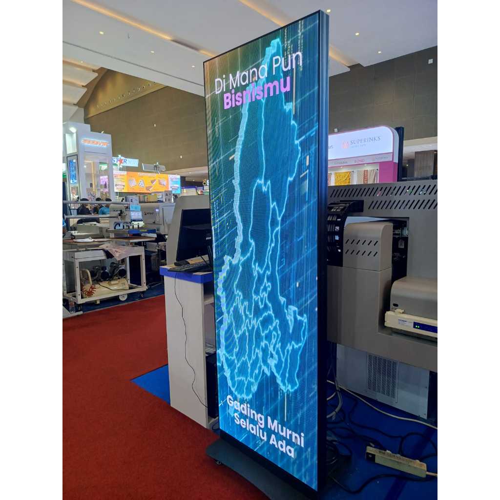 NEWMARK POSTER SCREEN DIGITA LED DISPLAY