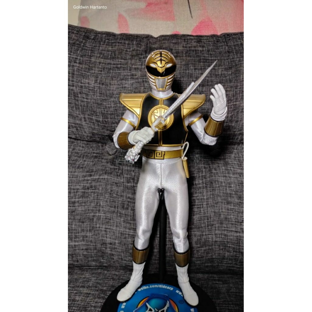 Threezero white ranger