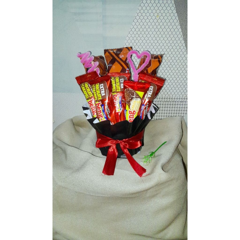 BUKET SNACK MINI/beng beng/momogi/wisuda/ulang tahun/hari guru