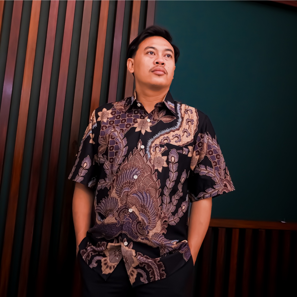 Batik Rojokoyo - Kemeja Batik Lengan Pendek Premium Ekslusif Modern Elegan