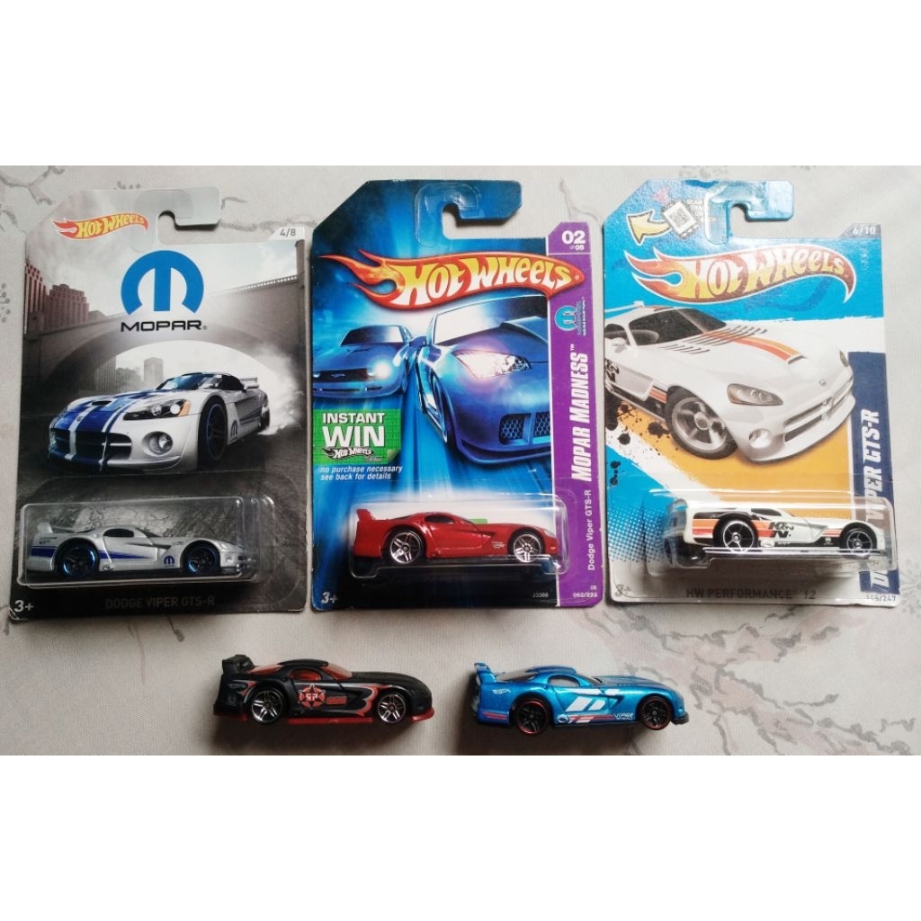 Hot wheels Dodge Viper GTS-R