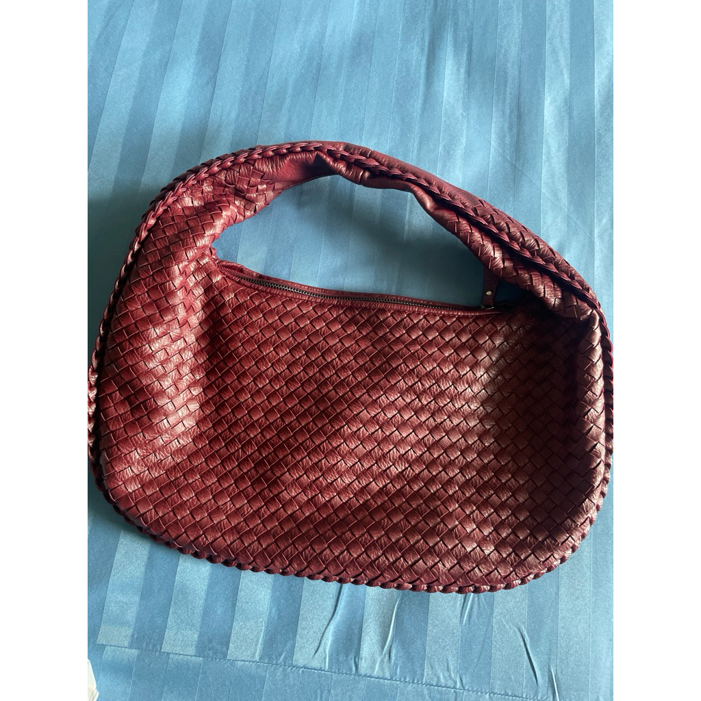 Tas Hobo Anyam BV medium