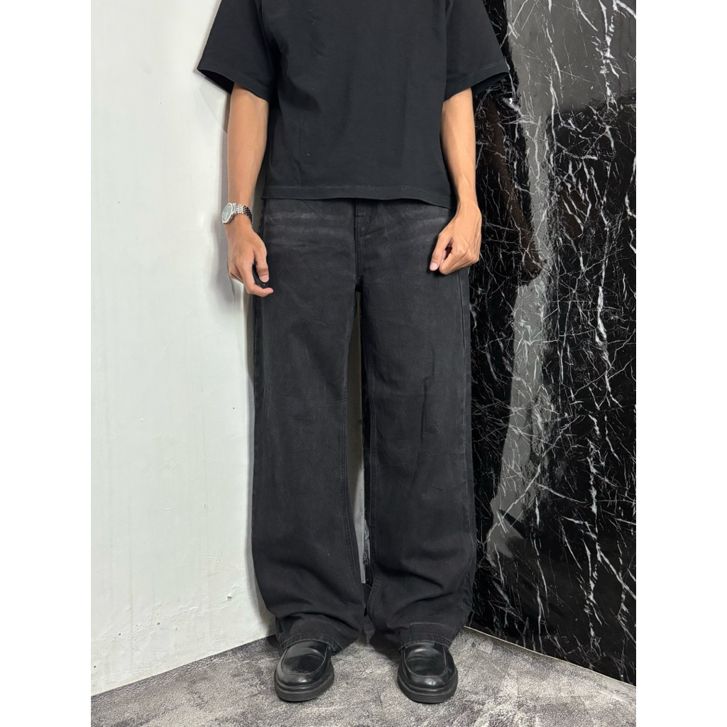 Loose Straight Jeans Black Washed Vintage by MUSINSA STANDARD