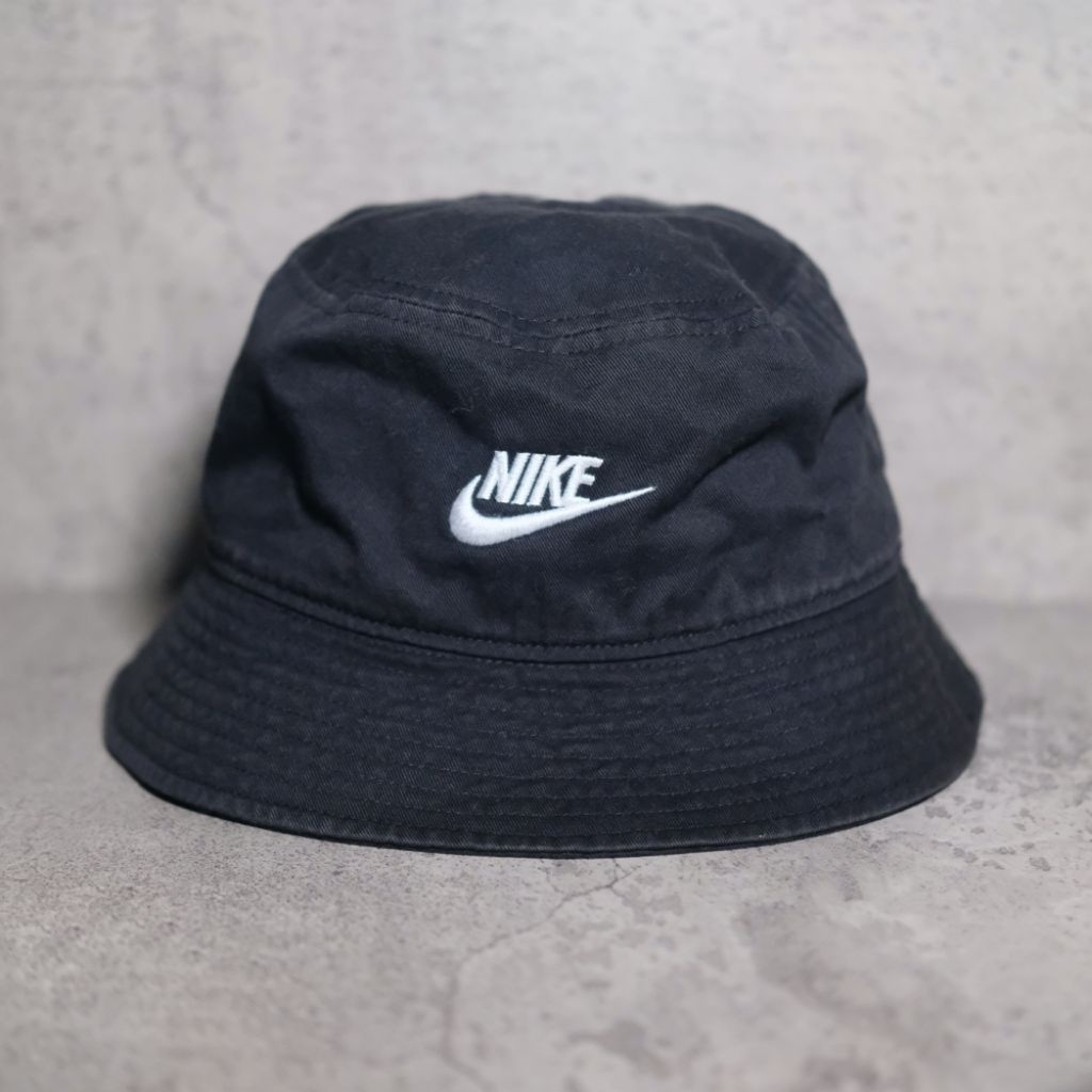 Topi bucket NIKE ORIGINAL hitam