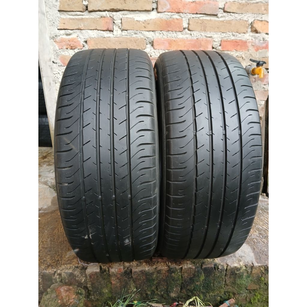 Ban Dunlop 215/55 R17