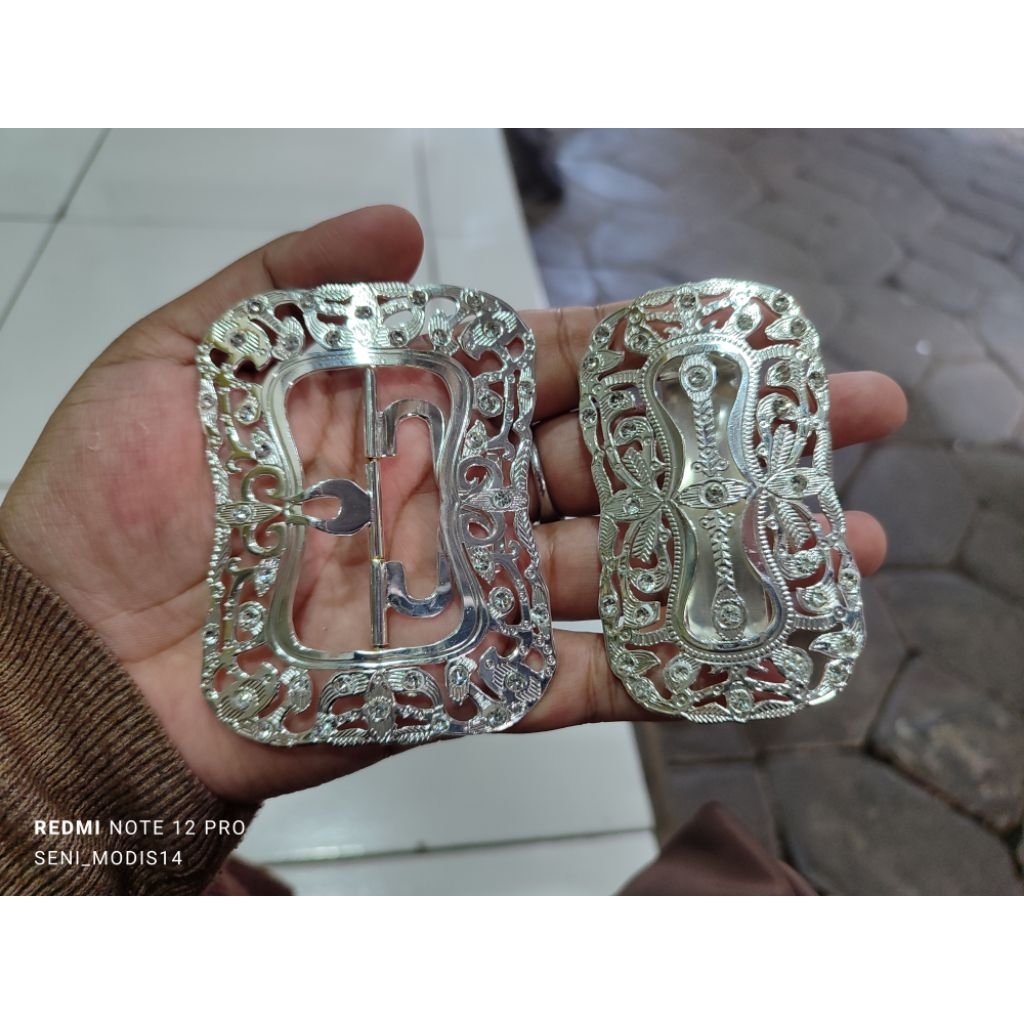 Timang Lerep Model Klasik Warna Silver (Kode Y2) / Epek timang /Timang Sabuk /Gesper Epek