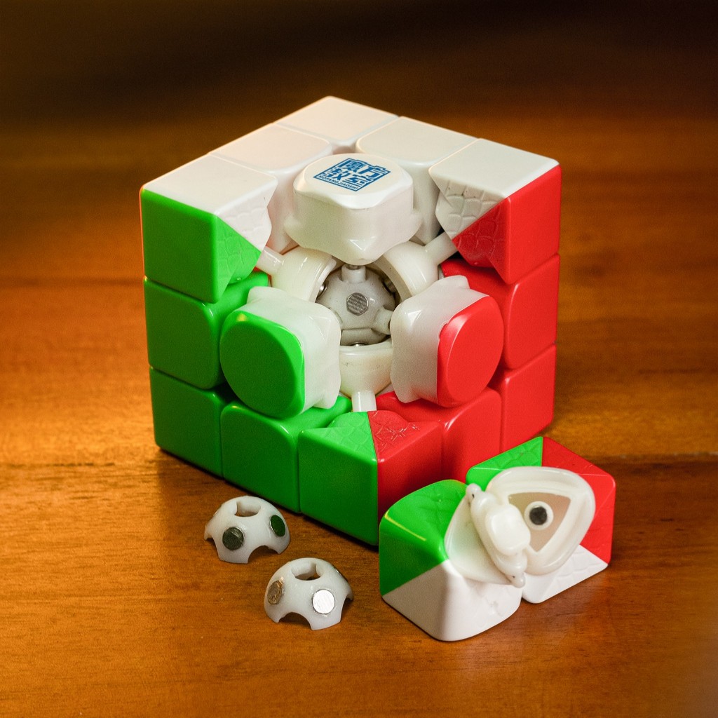 Moyu Rs3m V5 mod ballcore + robot case