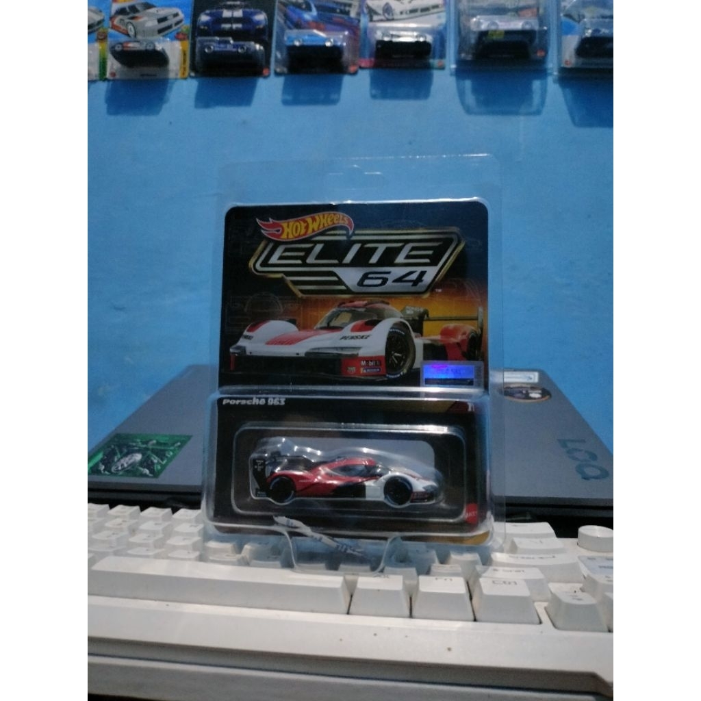 Hotwheels Porsche 963 Elite 64.