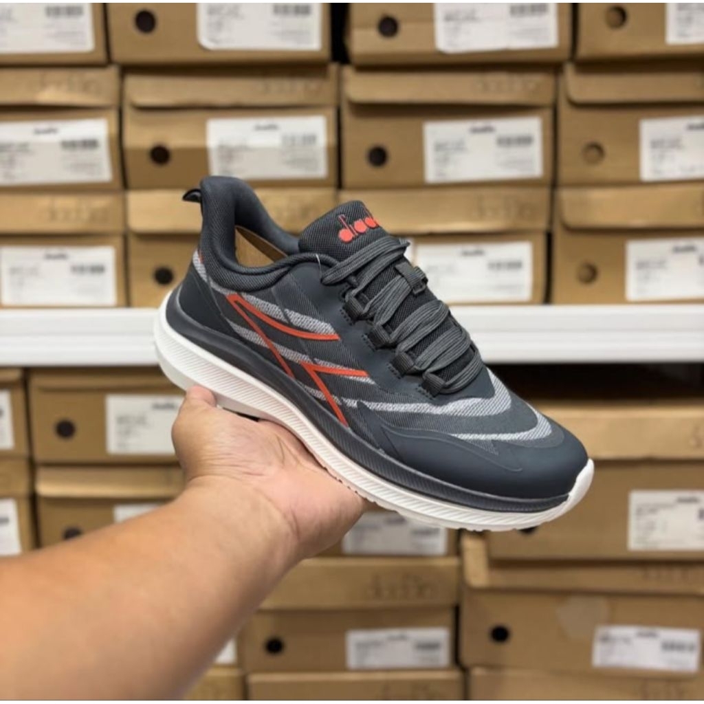 DIADORA NOKKA SIZE 40 DIADORA NOKKA GREY SEPATU DIADORA BLACKWHITE SEPATU RUNNING ORIGINAL DIADORA S