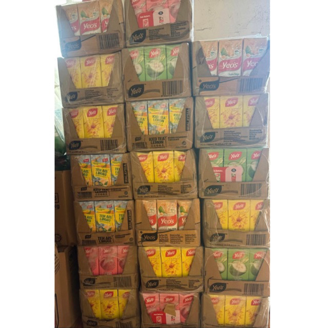 MINUMAN KOTAK 250ML YEOS SOYA KEDELAI ISI 24 BY MALAYSIA