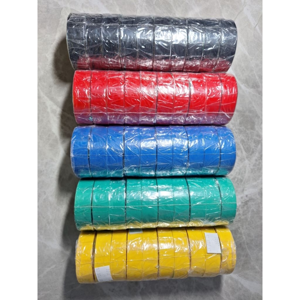 isolasi kabel listrik warna merah,kuning,hijau biru