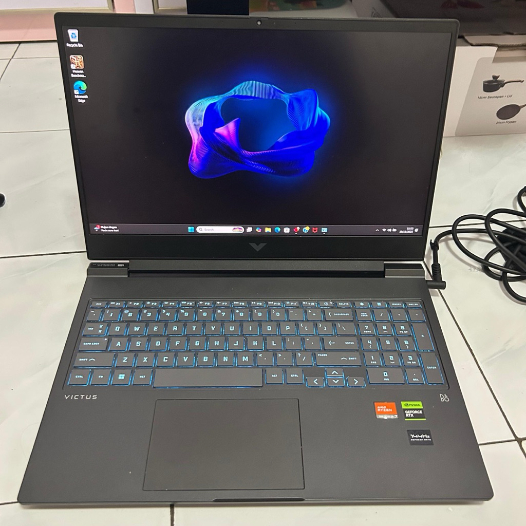 hp victus 16 ryzen 7 rtx 4060 fullset