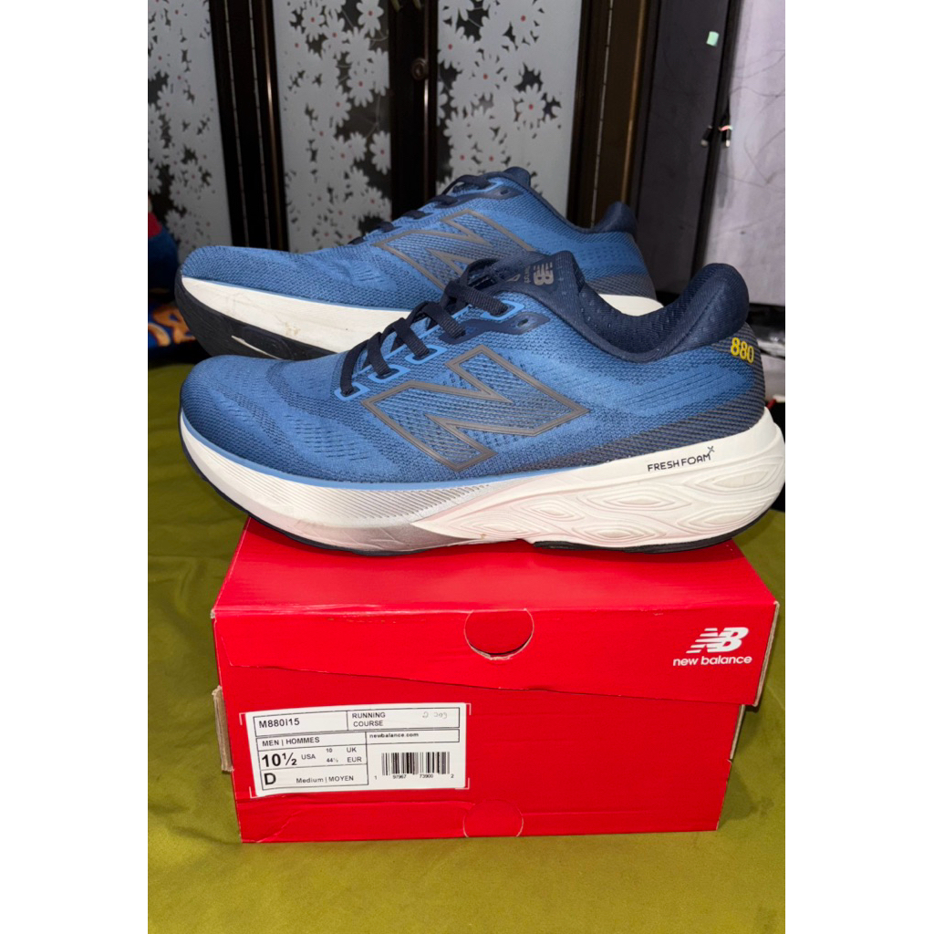 PRELOVED RUNNING SHOES MEN NB 880 size 44 1/2