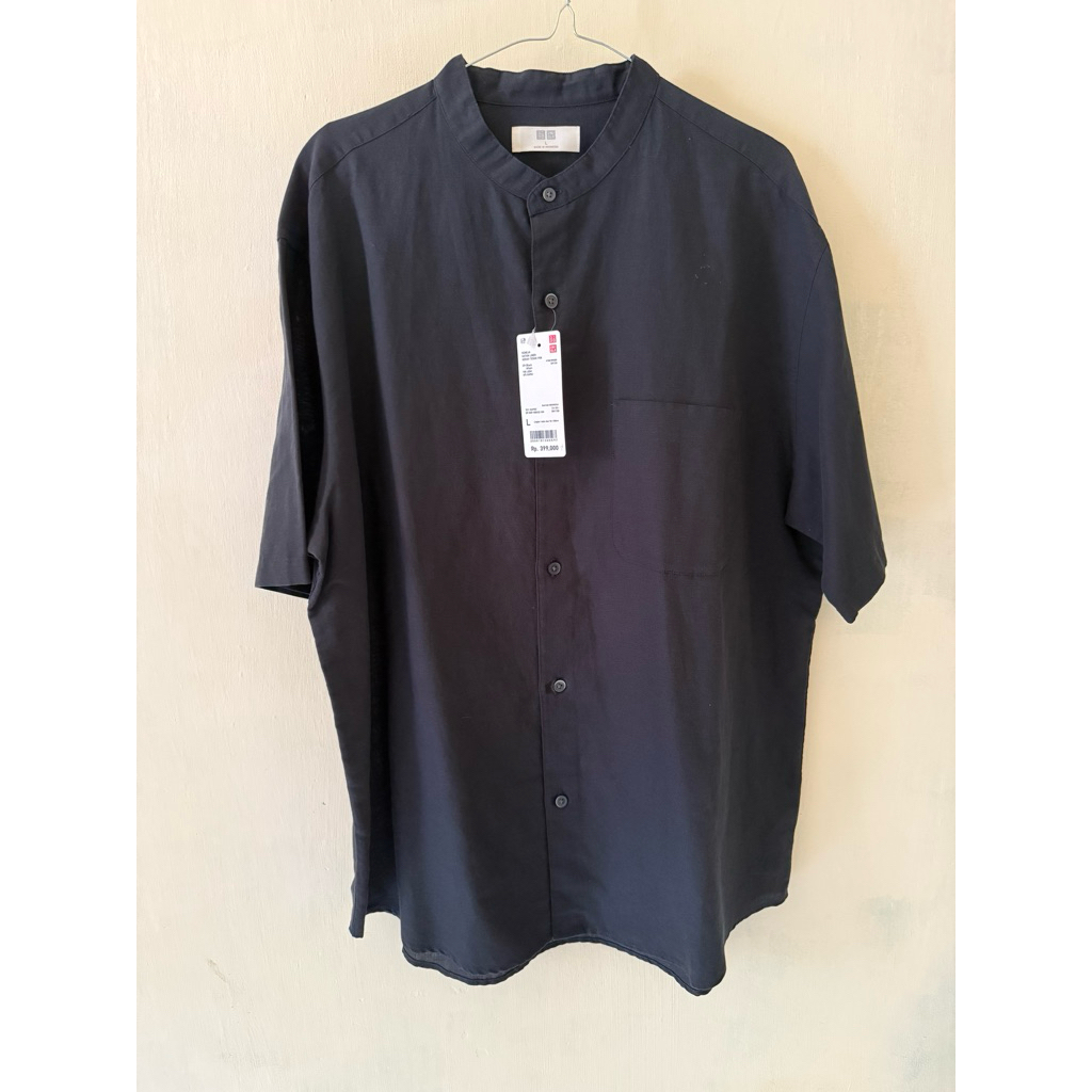 Uniqlo kemeja kerah sanghai