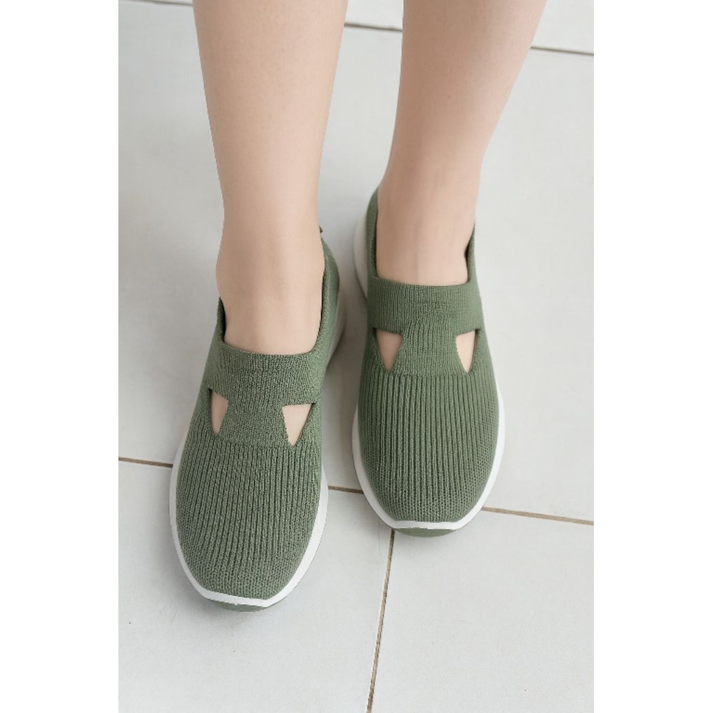 Sepatu Rajut Sailatu Kekinian