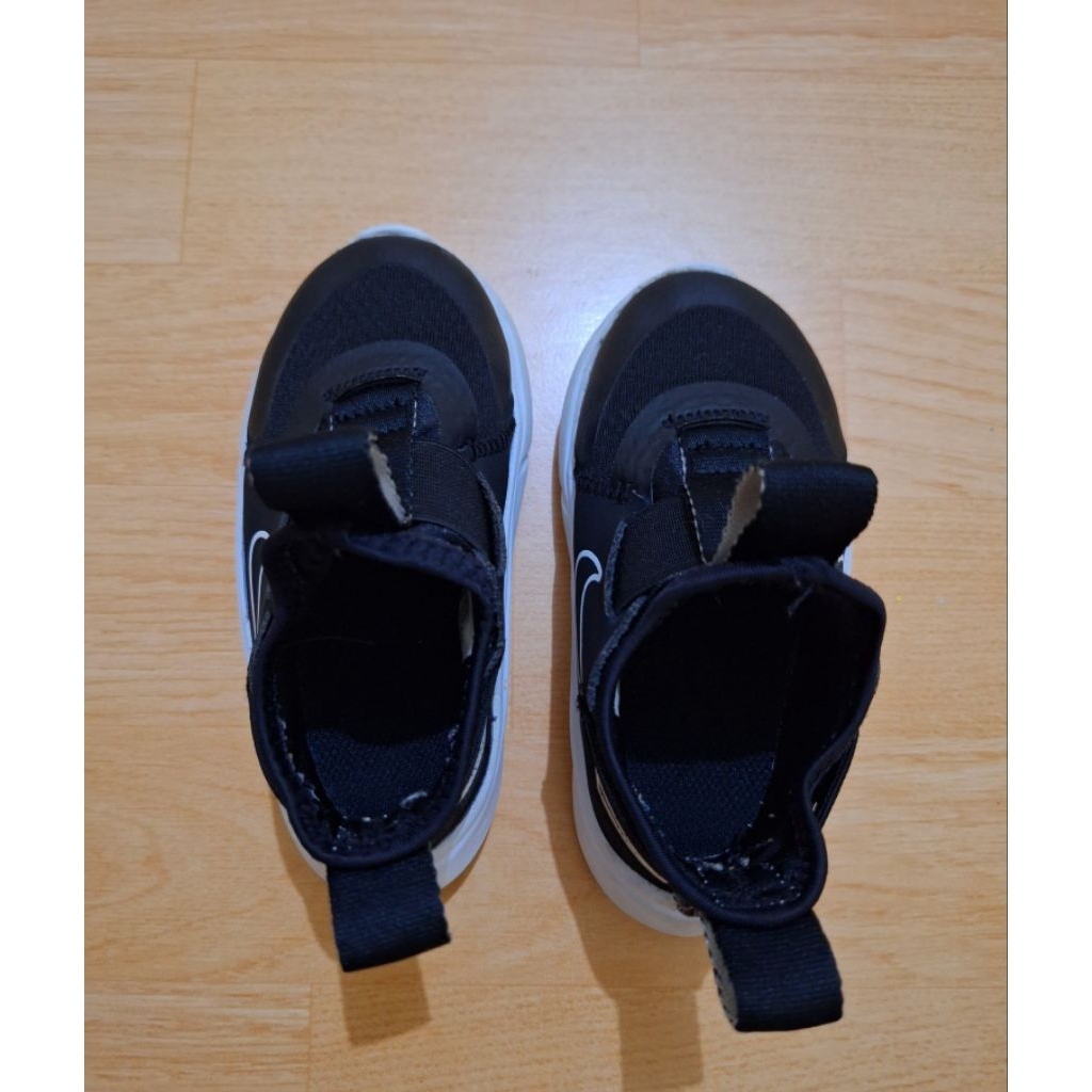 (PRELOVED) SEPATU ANAK NIKE SEPATU BAYI