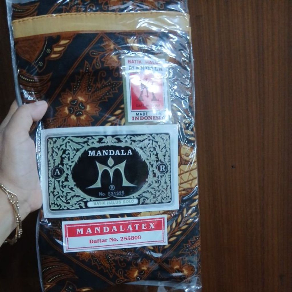 Kain panjang Mandala