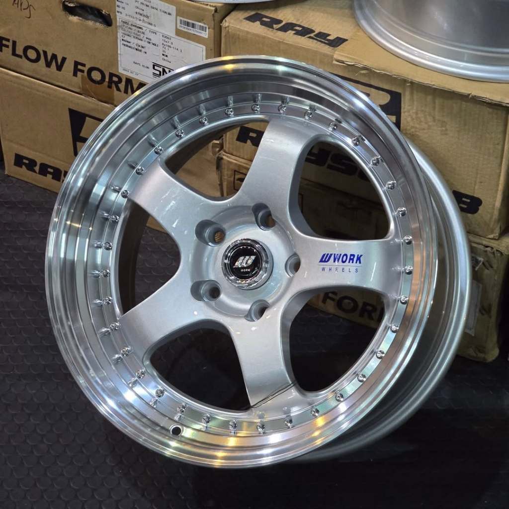 Velg Work Meister BMW Ring 18 Lebar 8,5-9,5 ET 32-28 PCD 5x120 Warna Silver Polish | Velg Mobil BMW 