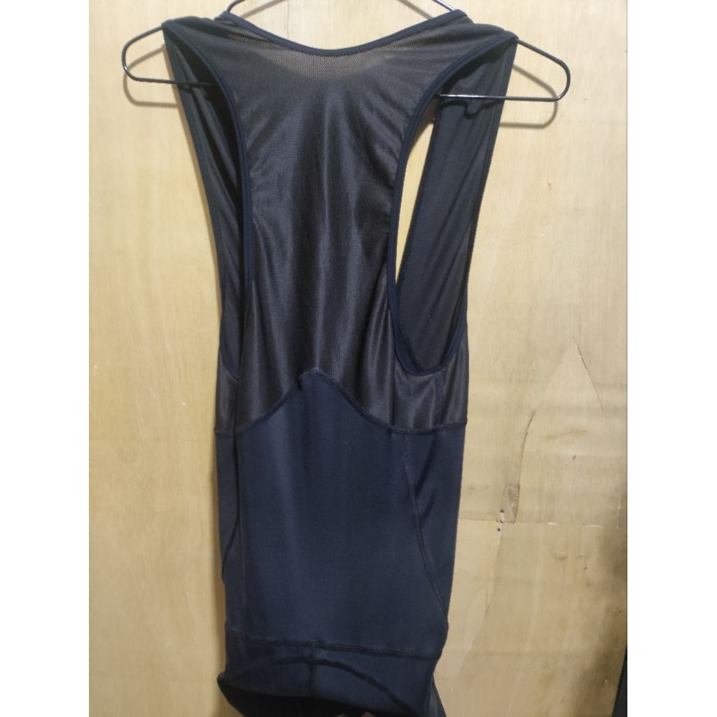 BIB short Red white