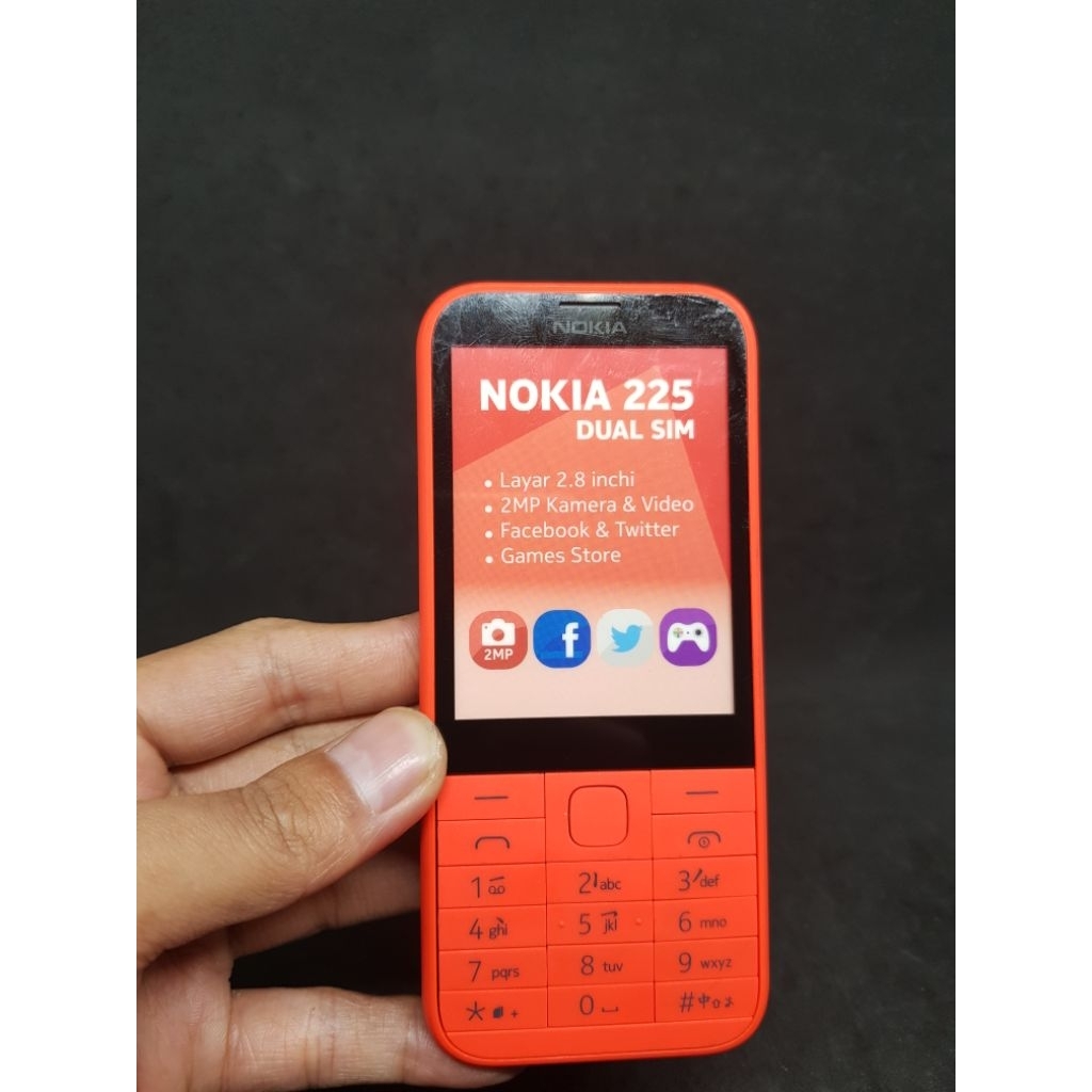 Merchandise Nokia 215 Dummy Pajangan Original