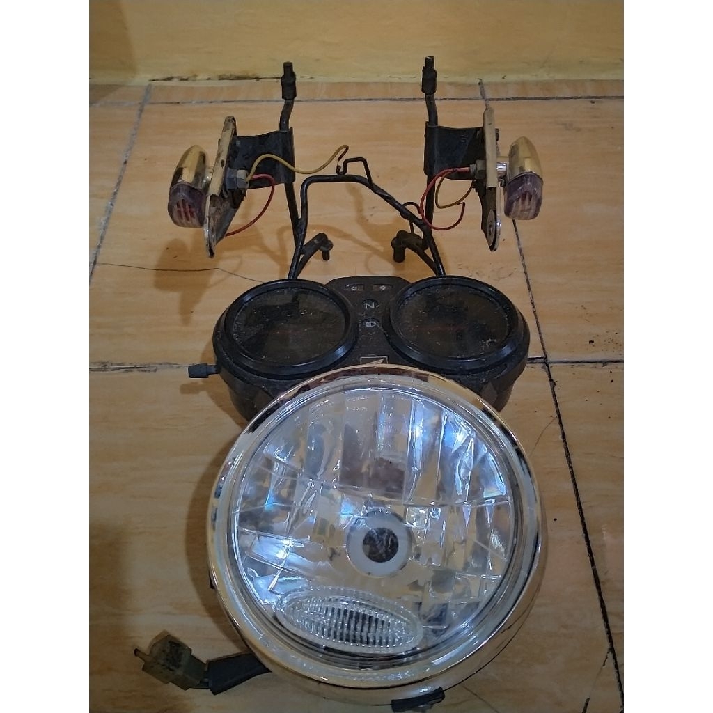 lampu depan mp primus