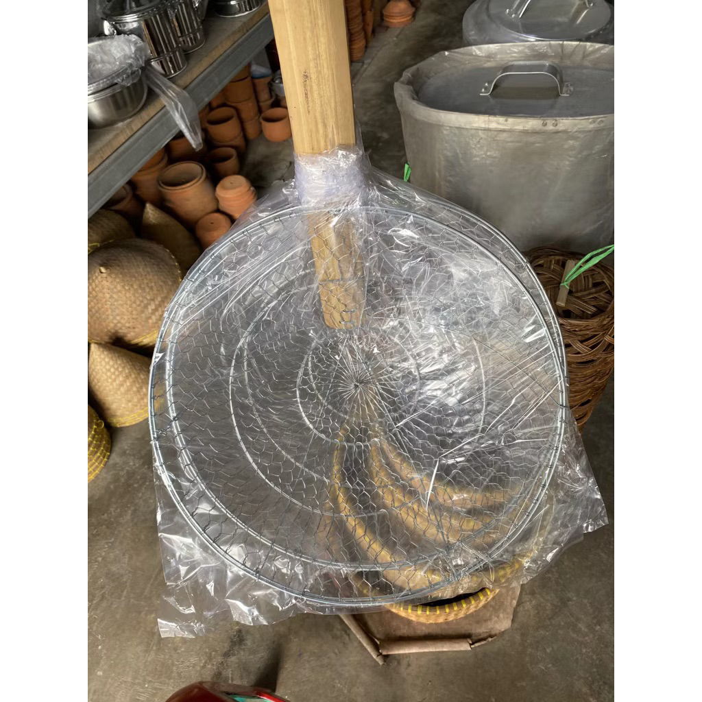 SEROKAN GAGANG BAMBU 43cm,37cm / SEROKAN PENGGORENGAN JUMBO/ SARINGAN PENGGORENGAN BESAR / TIRISAN S