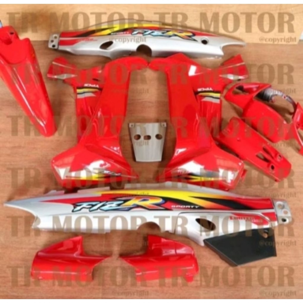 COVER BODY HALUS FULLSET YAMAHA FIZ-R VEGA R LAMA WARNA MERAH SILVER SET STRIPING