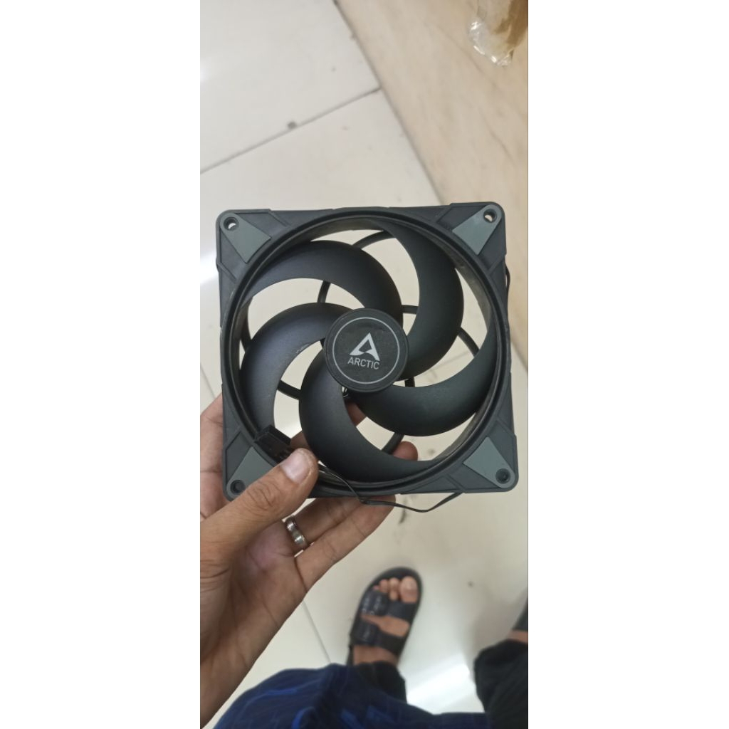 Fan Cooler Arctic P12 Pwm