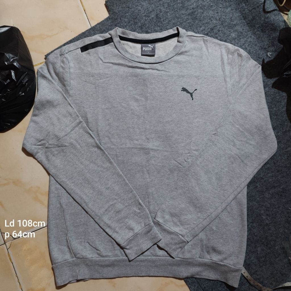 Crewneck puma