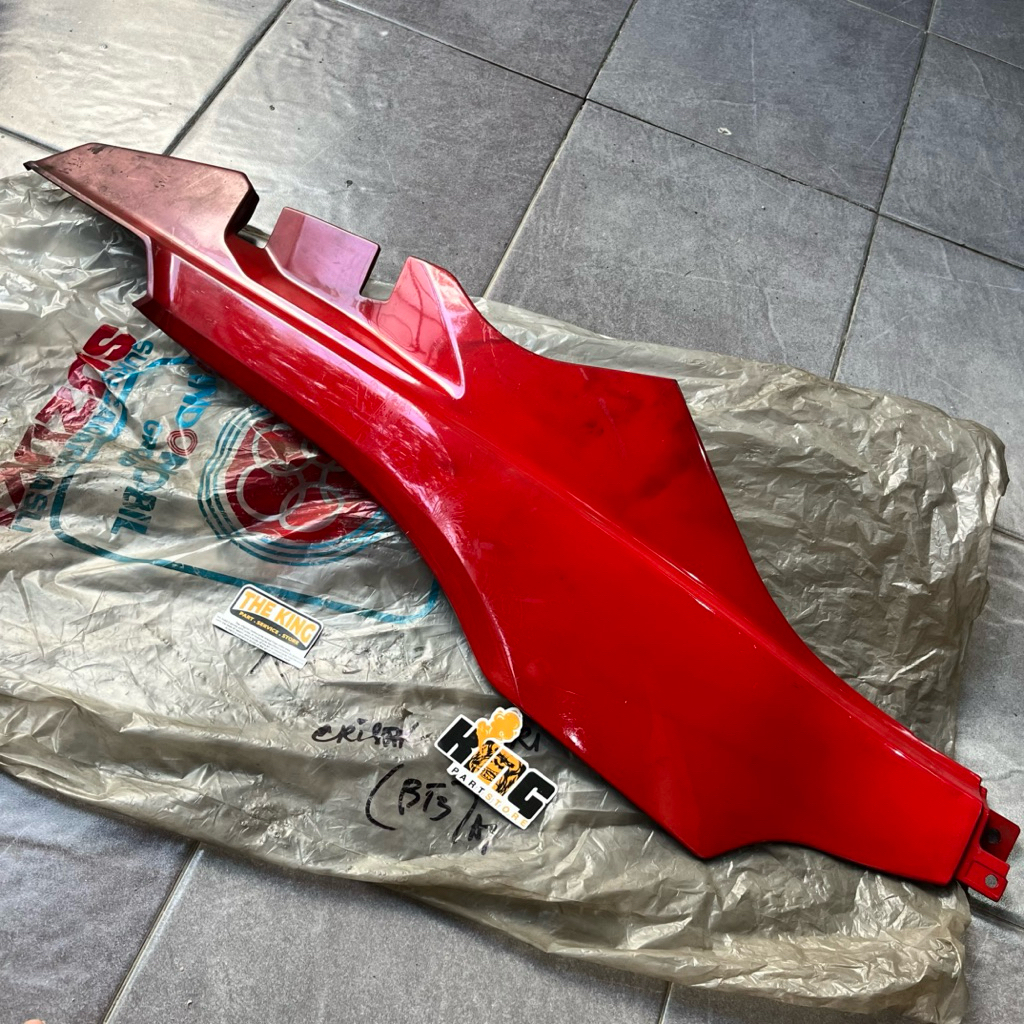 COVER BODI KANAN SUZUKI CRYSTAL RC110 KRISTAL TUNE ORIGINAL SGP NOS - BODY SAMPING BELAKANG KANAN RC