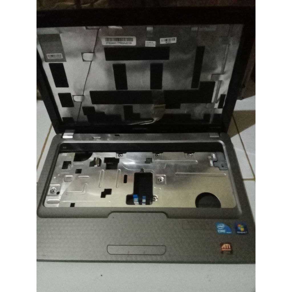 casing laptop Compaq CQ 42