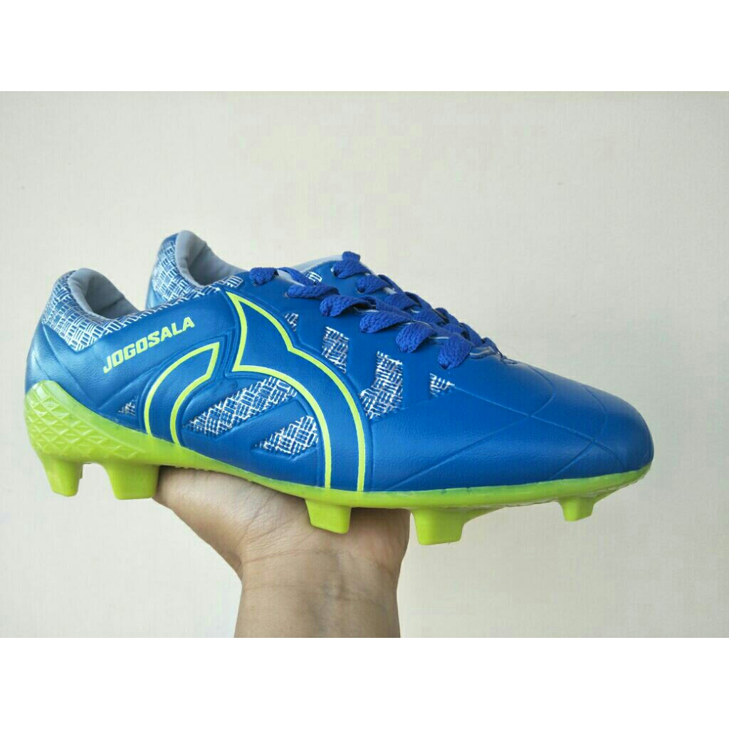 Sepatu Bola Ortuseight size 38
