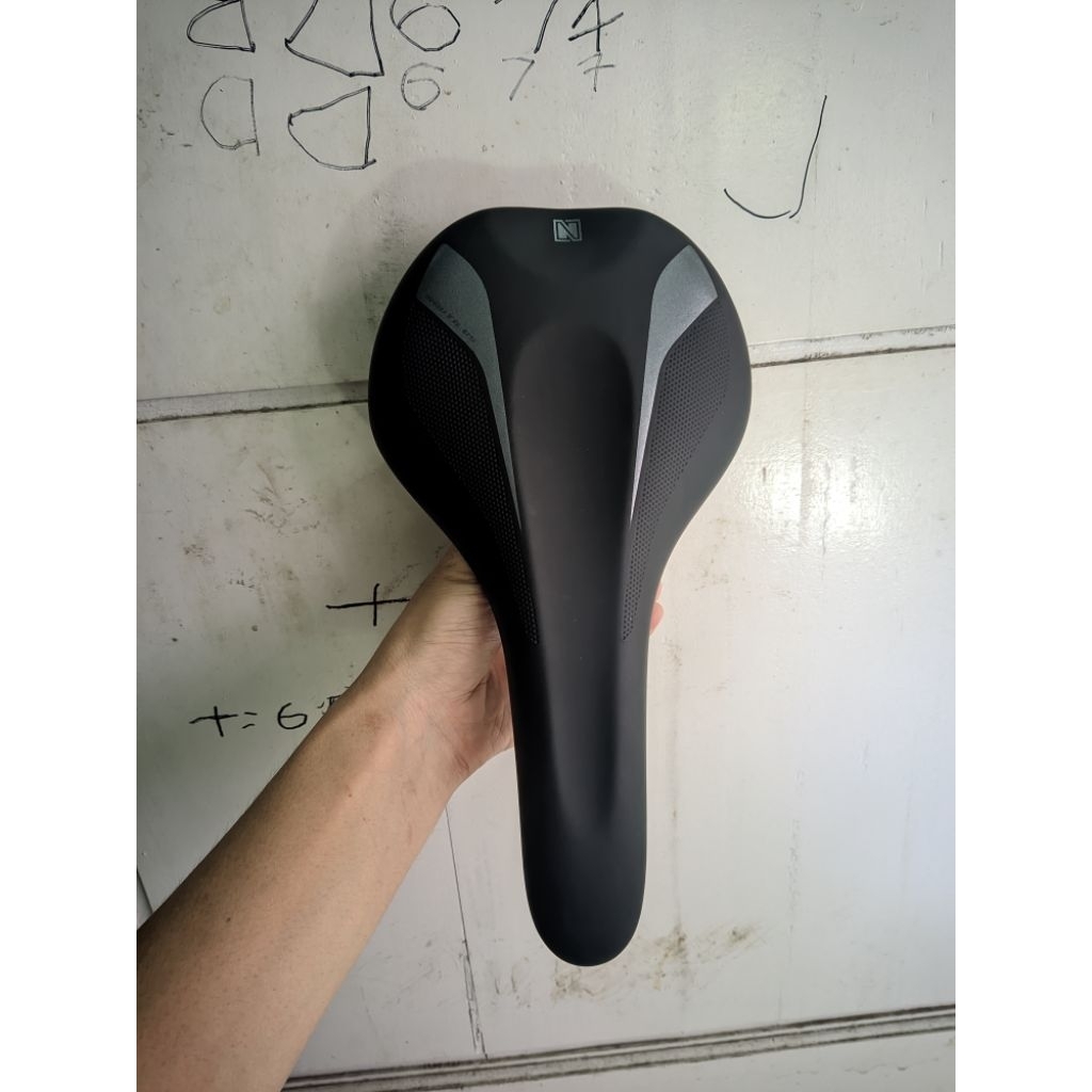 Sadel Sadle Jok Nautilus Sepeda United Clovis