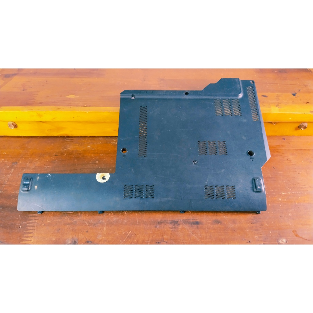 Tutup casing Bawah Laptop Lenovo Thinkpad E47 E47A