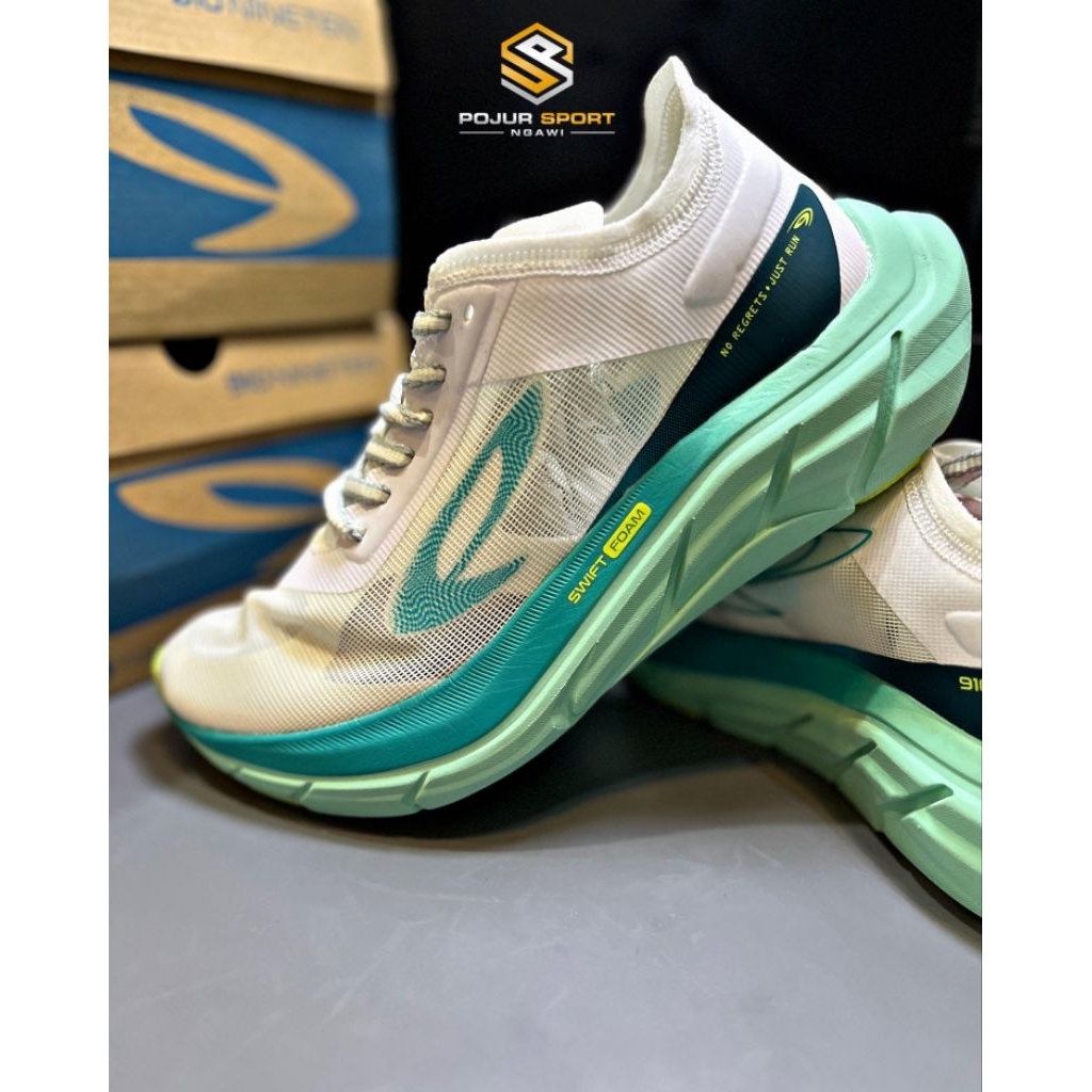 Sepatu Running Nineten Geist Ekiden Hyperpulse