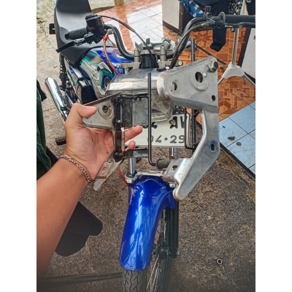 dudukan lampu set rx king original