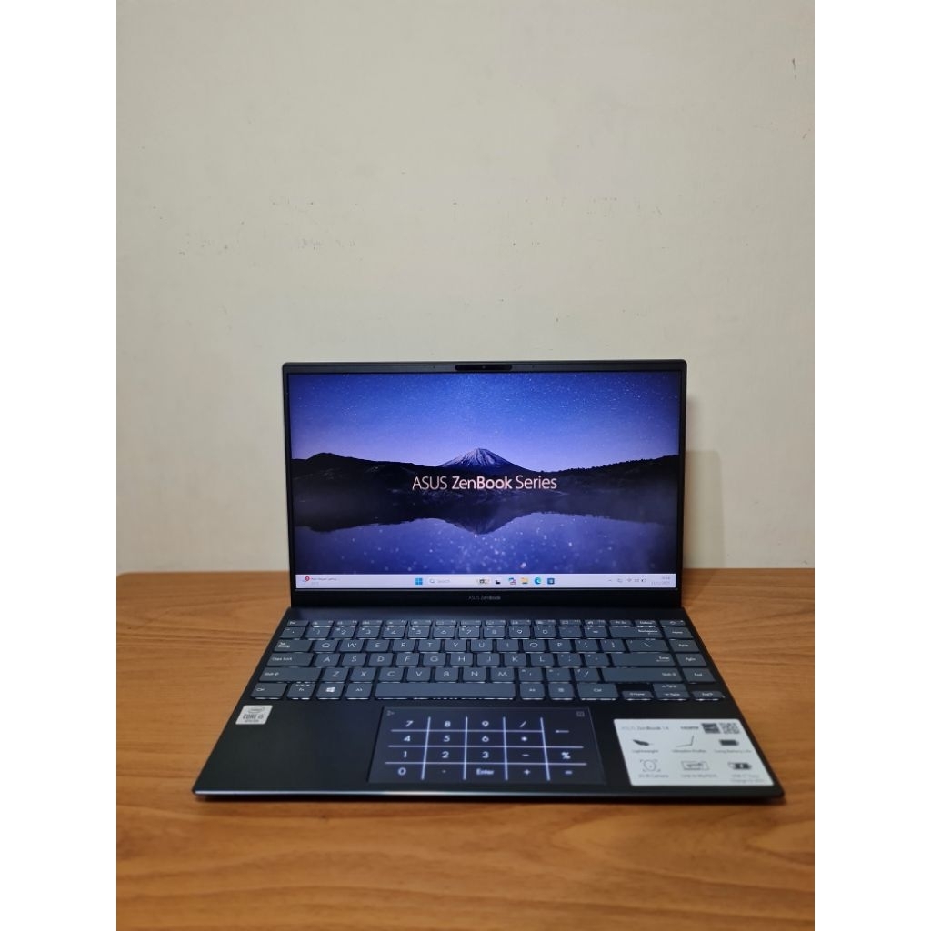 Asus Zenbook 14 UX425 Core i5 Gen 10 Ram 8Gb Ssd 512Gb Mulus