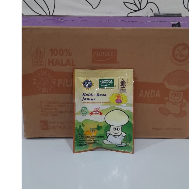 Totole kaldu jamur 80 gram 1 dus isi 100 pcs / Kaldu jamur  Totole 1 dus isi 100