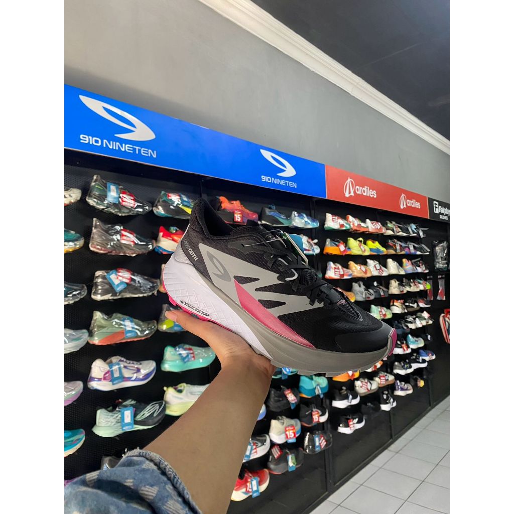 Sepatu Trail Run Nineten Yuza Speed Goth