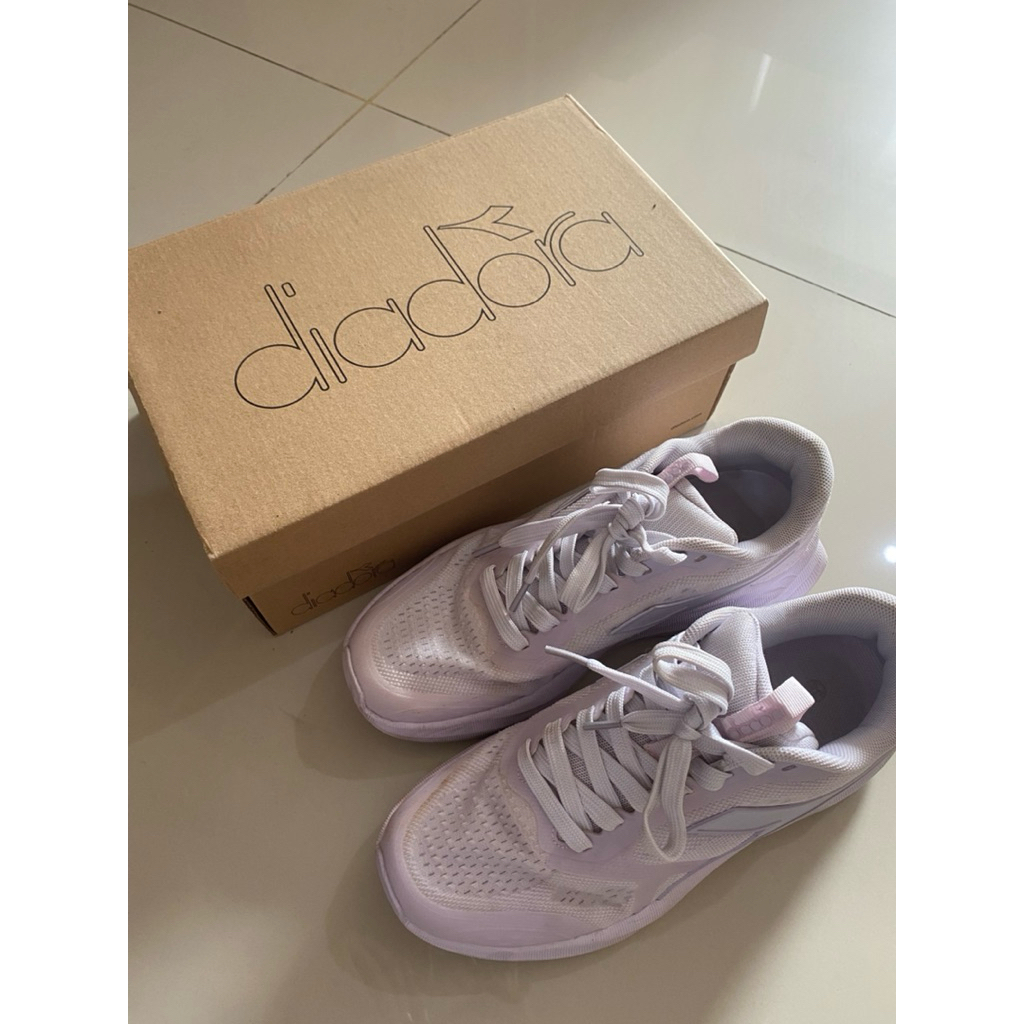 Diadora Running Shoes Lilac