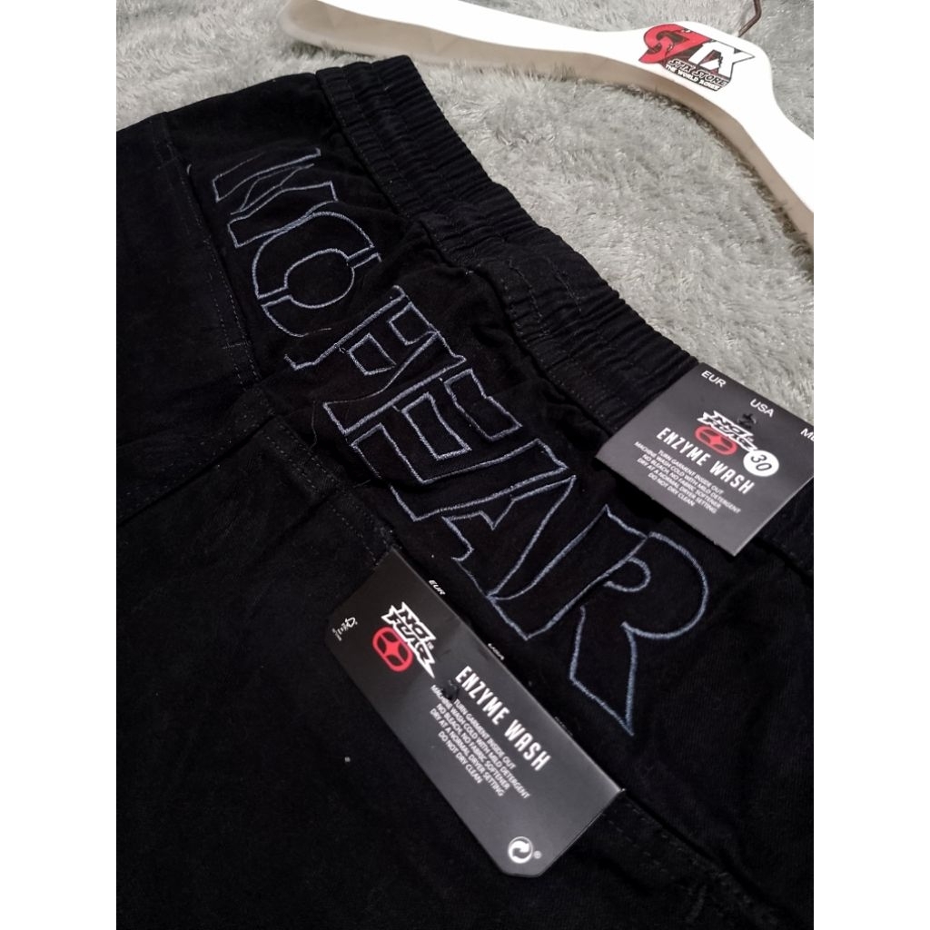 celana pendek surfing nofear juice ematic Fred Perry