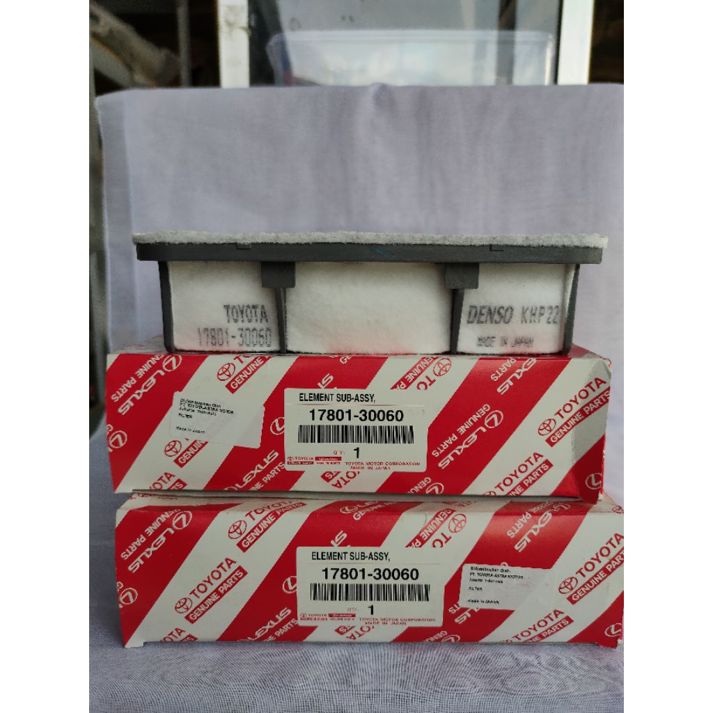 Filter udara 17801-30060