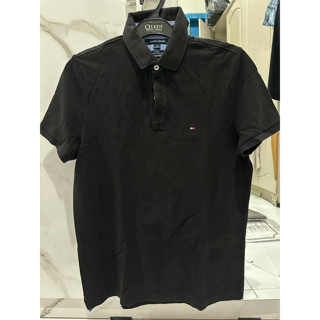 kaos polo tommy hilfiger size S