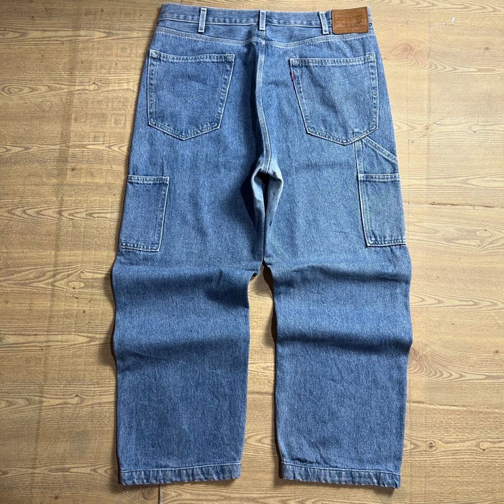 Levi’s - Stay Loose Carpenter Blue Jeans