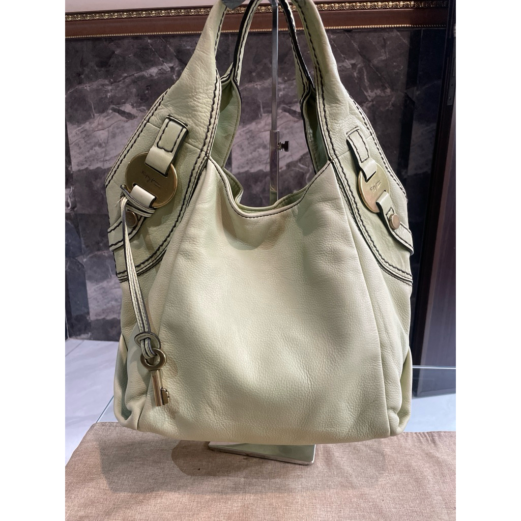 Hobo Fiftyfour hijau muda