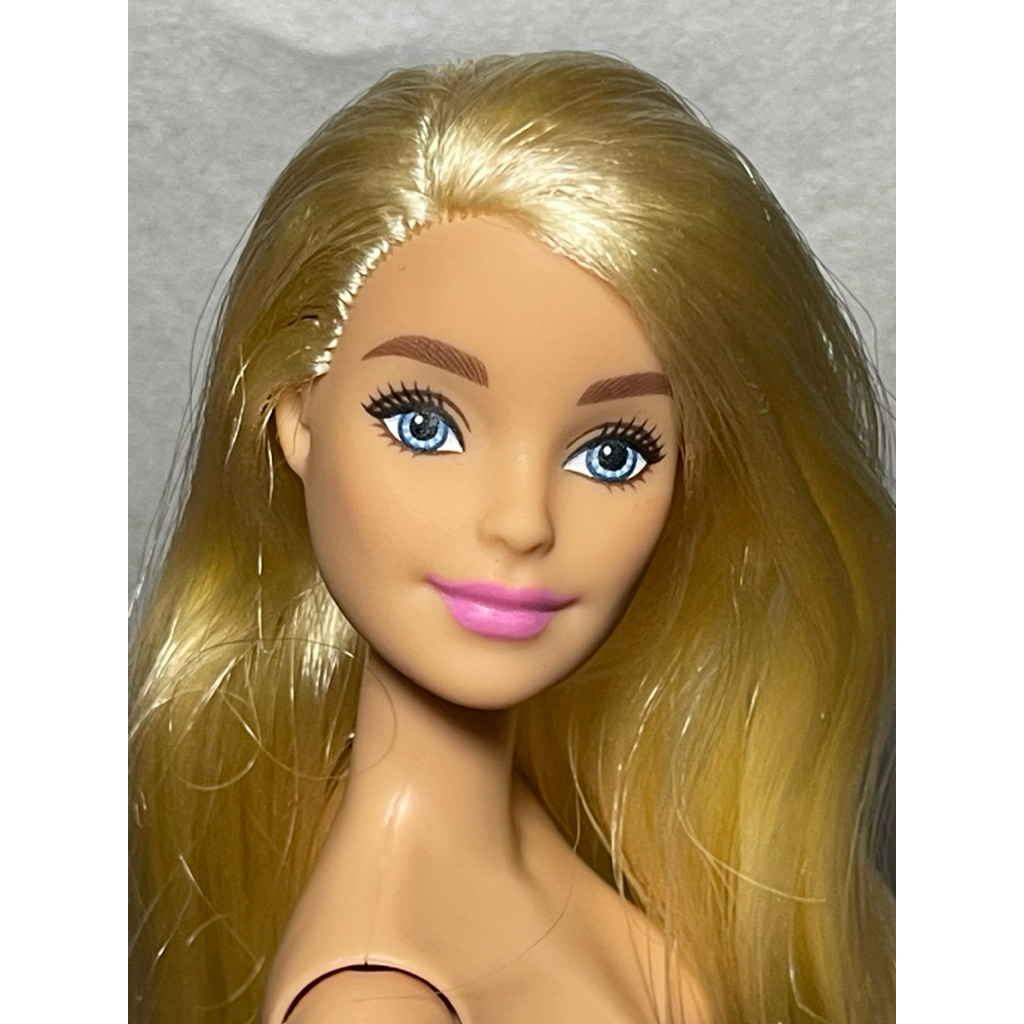 BARBIE Millie Cantik