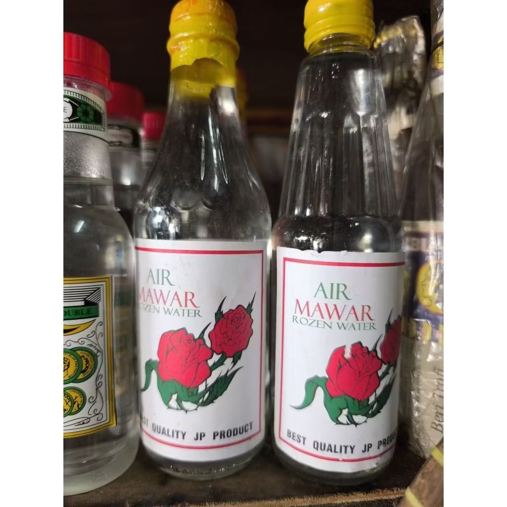 Air Bunga Mawar Asli